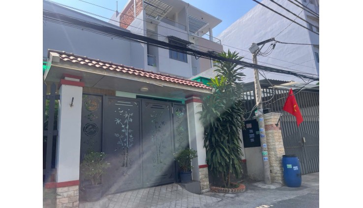 NHÀ MẶT TIỀN-LINH TRUNG-THỦ ĐÚC-123M2-5PN-4 TẦNG-GIÁ 9,8 TỶ THƯƠNG LƯỢNG